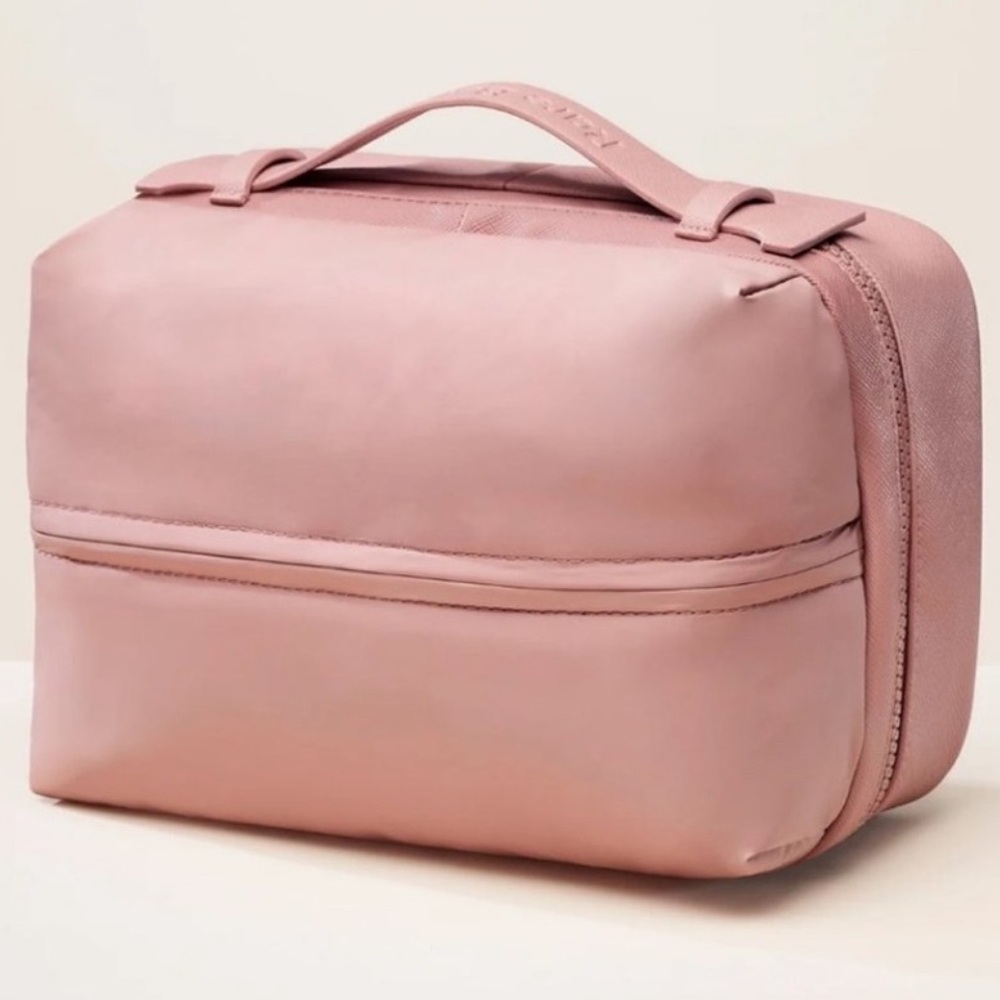 SELENA GOMEZ Comfort Puffy Toiletry Bag in Find Mauve Comfort  by Rare Beauty